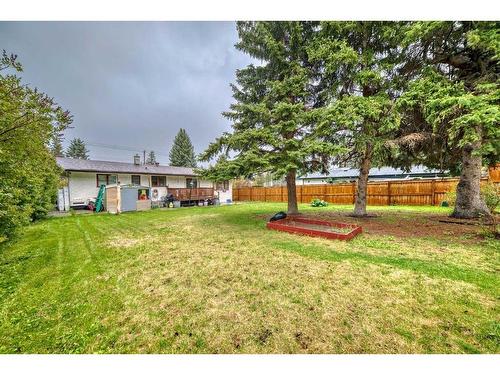 8827 33 Avenue Nw, Calgary, AB - Outdoor With Deck Patio Veranda With Backyard