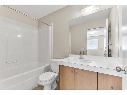 267 Copperstone Cove Se, Calgary, AB - Indoor Photo Showing Bathroom