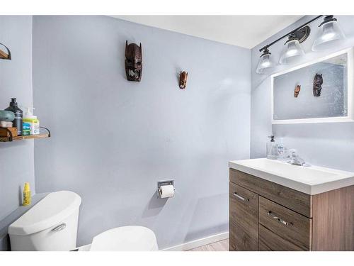 111 Wood Valley Court Sw, Calgary, AB - Indoor Photo Showing Bathroom
