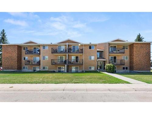 206-27 Bennett Street, Red Deer, AB - Outdoor With Balcony