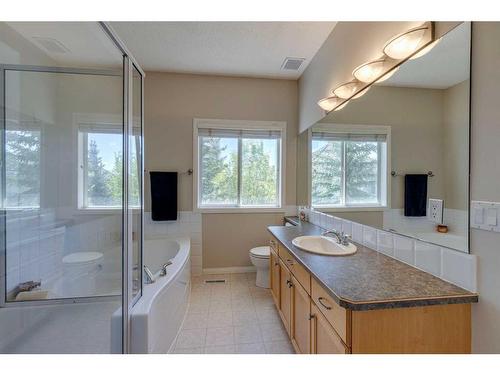 11 Sierra Morena Landing Sw, Calgary, AB - Indoor Photo Showing Bathroom