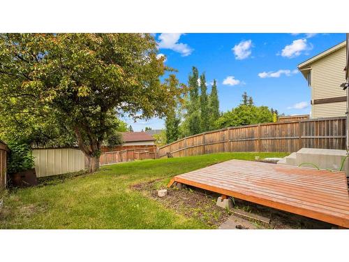 300 Berwick Drive Nw, Calgary, AB - Outdoor With Backyard