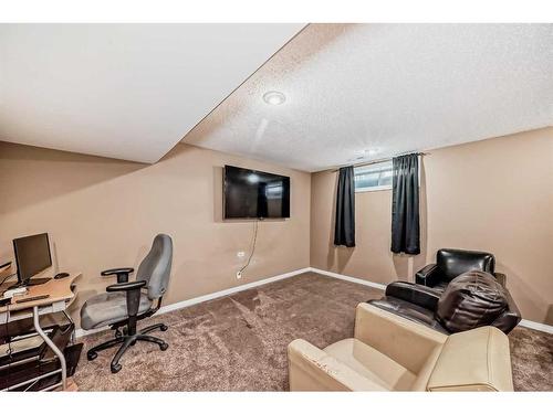 187 Silver Springs Way Nw, Airdrie, AB - Indoor