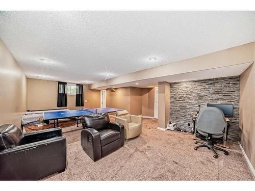 187 Silver Springs Way Nw, Airdrie, AB - Indoor Photo Showing Other Room