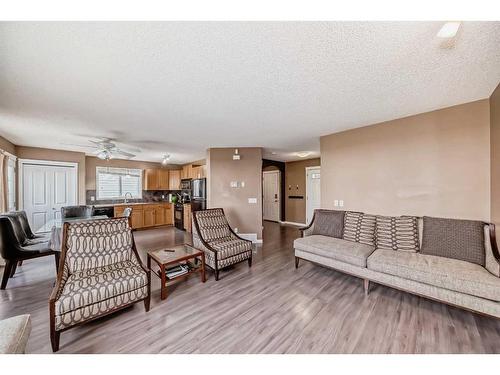 187 Silver Springs Way Nw, Airdrie, AB - Indoor Photo Showing Living Room