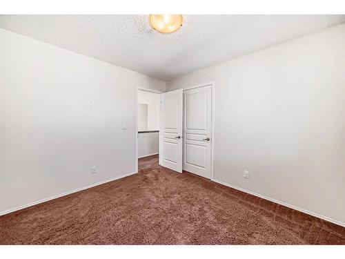 1204 New Brighton Drive Se, Calgary, AB - Indoor Photo Showing Other Room