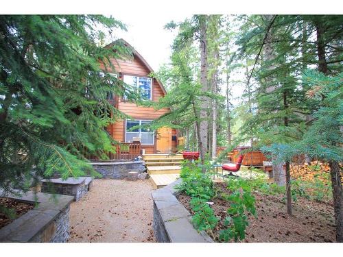 526 1St Street, Canmore, AB - Outdoor