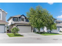 29 Country Hills Green NW Calgary, AB T3K 4Y4
