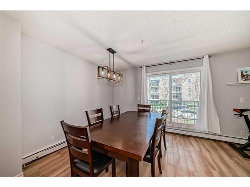 201-1625 14 Avenue Sw, Calgary, AB - Indoor Photo Showing Dining Room