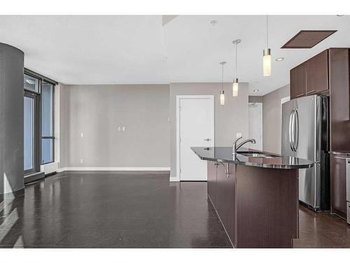 1908-220 12 Avenue Se, Calgary, AB - Indoor Photo Showing Kitchen With Stainless Steel Kitchen With Upgraded Kitchen