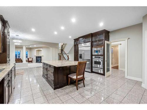 235200 Range Road 281, Rural Rocky View County, AB - Indoor Photo Showing Kitchen