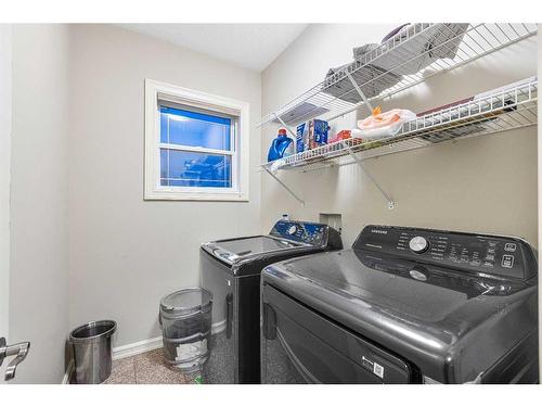 235200 Range Road 281, Rural Rocky View County, AB - Indoor Photo Showing Laundry Room