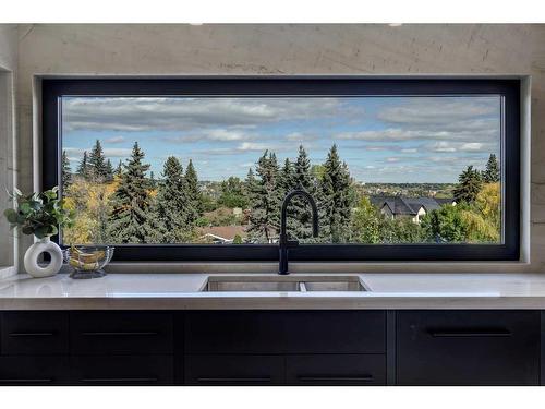 2320 Sunset Avenue Sw, Calgary, AB - Indoor Photo Showing Kitchen With Double Sink