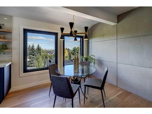 2320 Sunset Avenue Sw, Calgary, AB - Indoor Photo Showing Dining Room