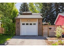 931 Ranchview Crescent NW Calgary, AB T3G 1A4