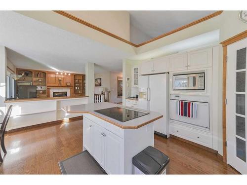 64 Coral Springs Boulevard Ne, Calgary, AB - Indoor Photo Showing Kitchen