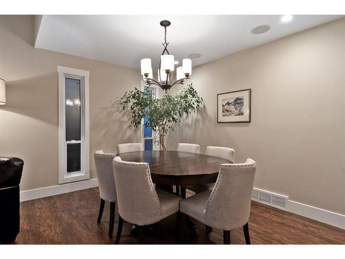240 Woodridge Place Sw, Calgary, AB - Indoor Photo Showing Dining Room