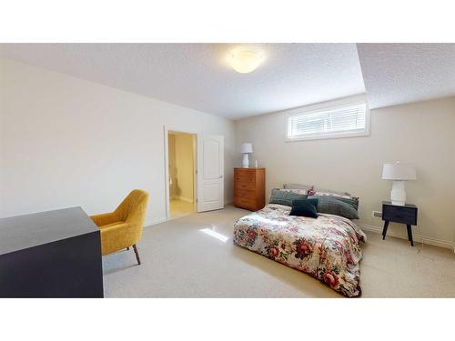 202 Chapala Point Se, Calgary, AB - Indoor Photo Showing Bedroom