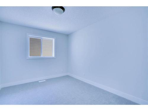 8 Cranwell Green Se, Calgary, AB - Indoor Photo Showing Other Room