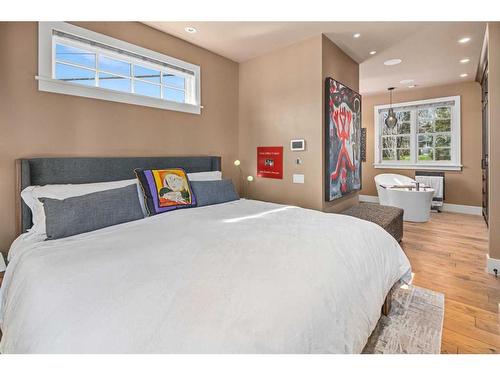 72 Woodlark Drive Sw, Calgary, AB - Indoor Photo Showing Bedroom