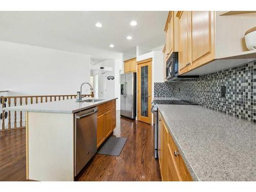 147 Royal Oak Mews Nw, Calgary, AB - Indoor Photo Showing Kitchen With Stainless Steel Kitchen