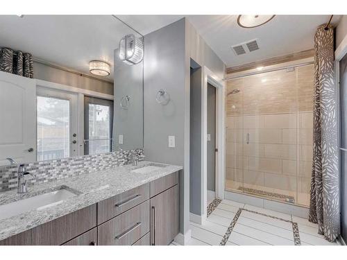 213 Havenhurst Crescent Sw, Calgary, AB - Indoor Photo Showing Bathroom