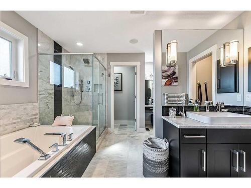 16 Marquis Grove Se, Calgary, AB - Indoor Photo Showing Bathroom
