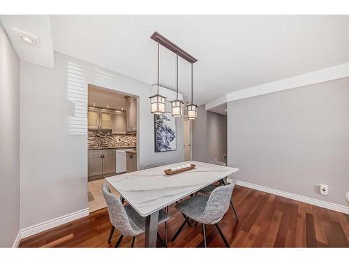 108-2211 29 Street Sw, Calgary, AB - Indoor Photo Showing Dining Room