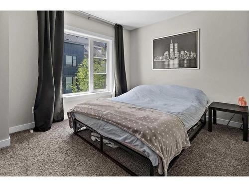 142 Livingston Common Ne, Calgary, AB - Indoor Photo Showing Bedroom