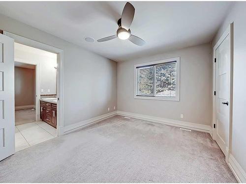 2340 7 Avenue Nw, Calgary, AB - Indoor Photo Showing Other Room