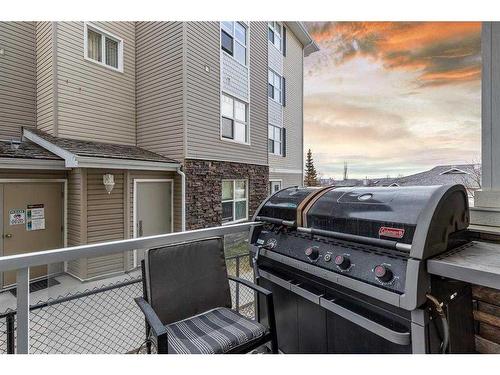 110-500 Rocky Vista Gardens Nw, Calgary, AB - Outdoor With Exterior