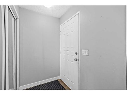 42 Templeby Way Ne, Calgary, AB - Indoor Photo Showing Other Room