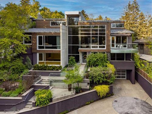 2906 Marquette Street Sw, Calgary, AB - Outdoor With Facade