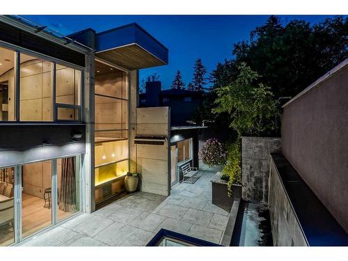 2906 Marquette Street Sw, Calgary, AB - Outdoor With Exterior