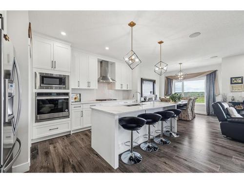 132 Walcrest View Se, Calgary, AB - Indoor Photo Showing Kitchen With Upgraded Kitchen