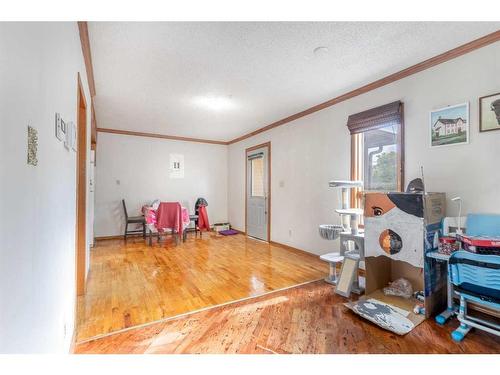 1727 12 Avenue Sw, Calgary, AB - Indoor Photo Showing Other Room