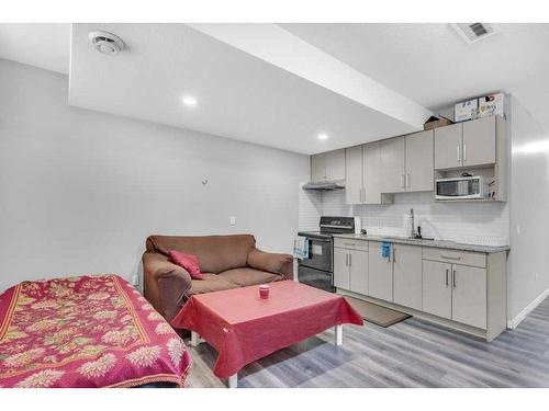 734 Redstone Drive Ne, Calgary, AB - Indoor