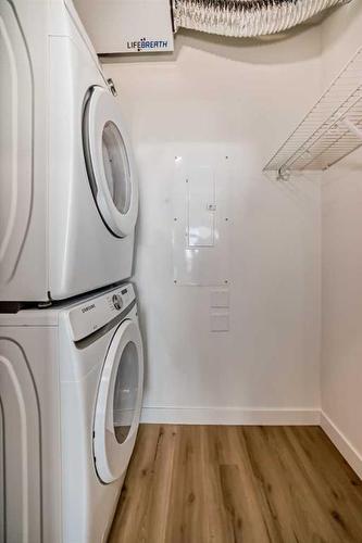 6404-200 Seton Circle Se, Calgary, AB - Indoor Photo Showing Laundry Room