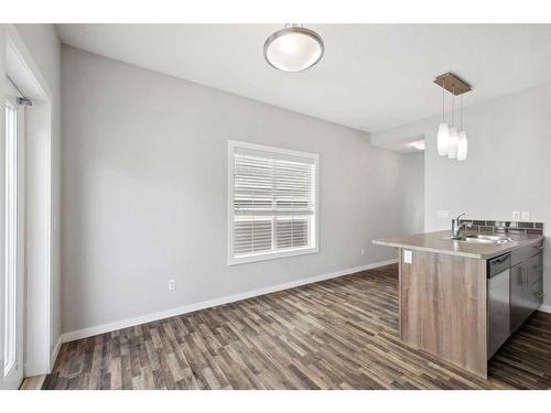 333-130 New Brighton Way Se, Calgary, AB - Indoor Photo Showing Other Room