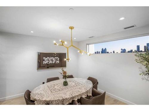 708-1020 9 Avenue Se, Calgary, AB - Indoor Photo Showing Dining Room