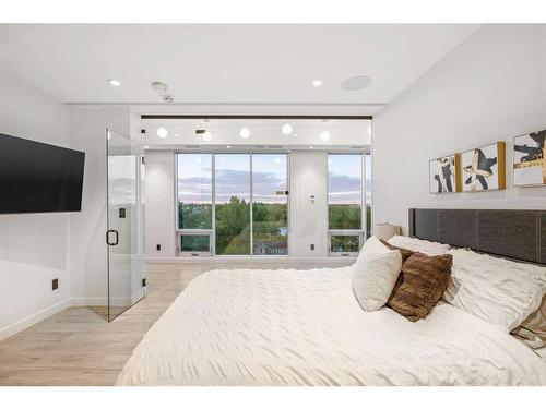 708-1020 9 Avenue Se, Calgary, AB - Indoor Photo Showing Bedroom