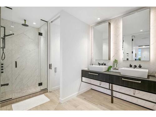 708-1020 9 Avenue Se, Calgary, AB - Indoor Photo Showing Bathroom