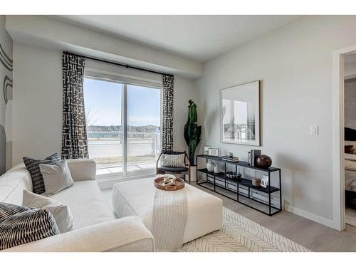 2413-33 Carringham Gate Nw, Calgary, AB - Indoor Photo Showing Living Room