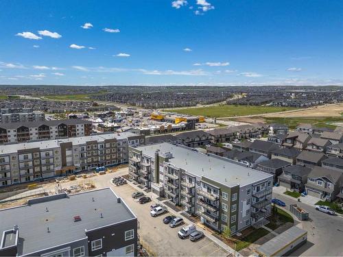 2413-33 Carringham Gate Nw, Calgary, AB - Outdoor With View