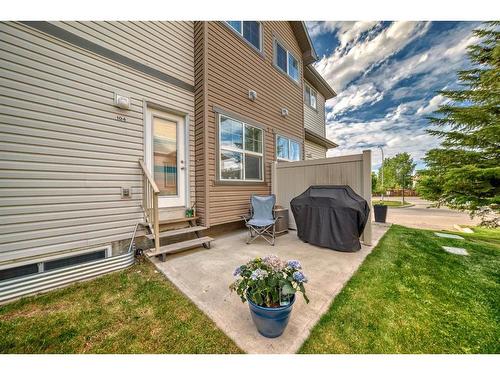 104 Ranch Ridge Meadow, Strathmore, AB - Outdoor