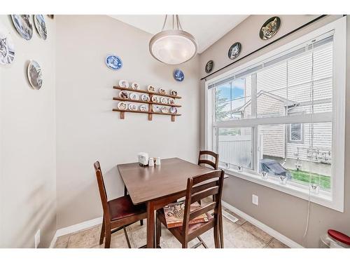 104 Ranch Ridge Meadow, Strathmore, AB - Indoor Photo Showing Dining Room