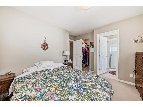 104 Ranch Ridge Meadow, Strathmore, AB - Indoor Photo Showing Bedroom