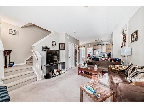 104 Ranch Ridge Meadow, Strathmore, AB - Indoor Photo Showing Living Room