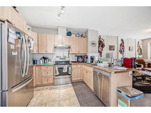 104 Ranch Ridge Meadow, Strathmore, AB - Indoor Photo Showing Kitchen