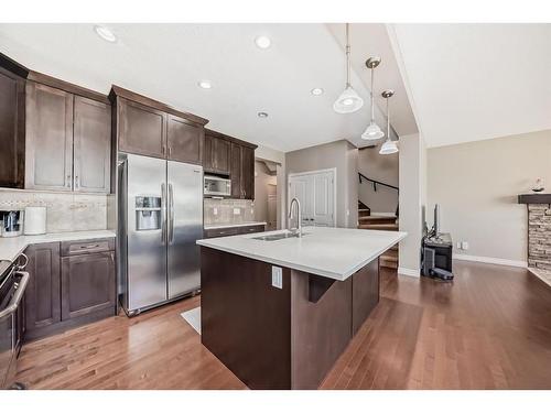 41 Sherwood Heights Nw, Calgary, AB - Indoor Photo Showing Kitchen With Stainless Steel Kitchen With Upgraded Kitchen